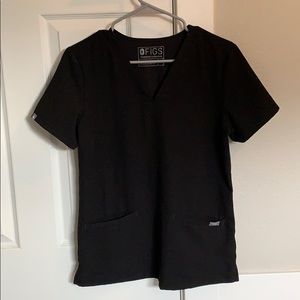 FIGS BLACK Casma three-pocket scrub top!
